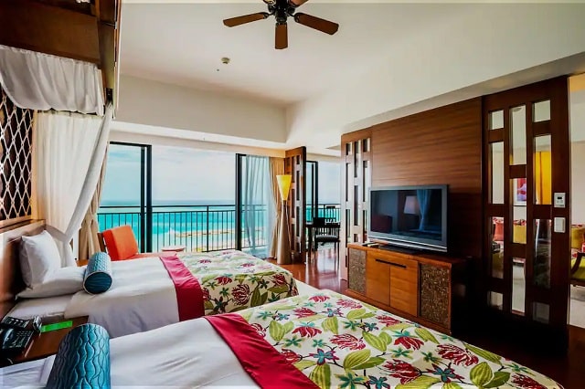 サザンビーチホテル＆リゾート沖縄　客室（ロイヤルオーシャンスイート(ラウンジアクセスあり)）